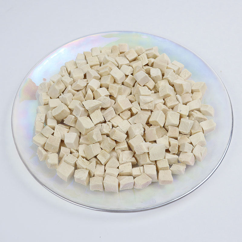 Freeze-dried chicken cubes 65g