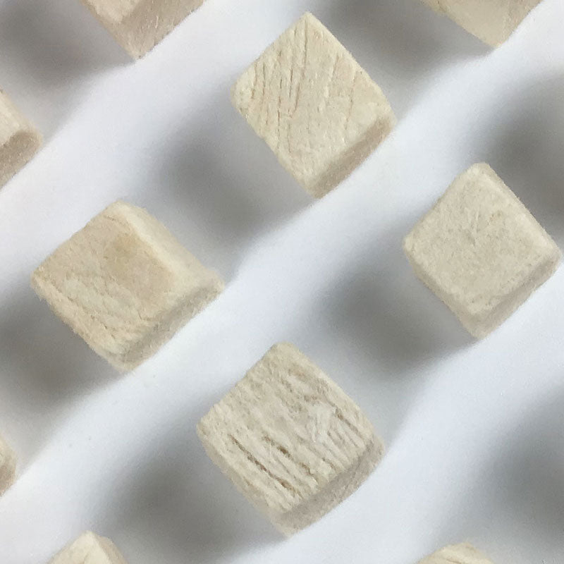 Freeze-dried chicken cubes 65g